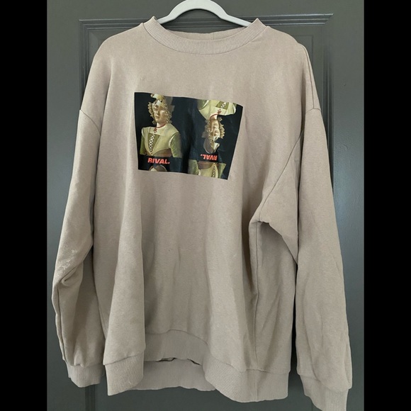 ASOS Sweatshirt - Picture 2 of 4